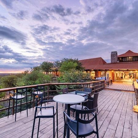 Etosha Safari Lodge, Etosha National Park, Namibia Outjo Extérieur photo